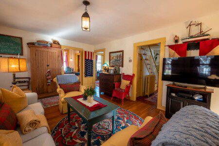 36b90d9d 5950 4a49 8a3c af4a181a07e3