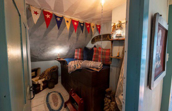 8c66104c b5fb 44ea b85f d32c3a52f948