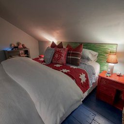 426b05ae 367a 457f 8460 aa42d7f1c2ba